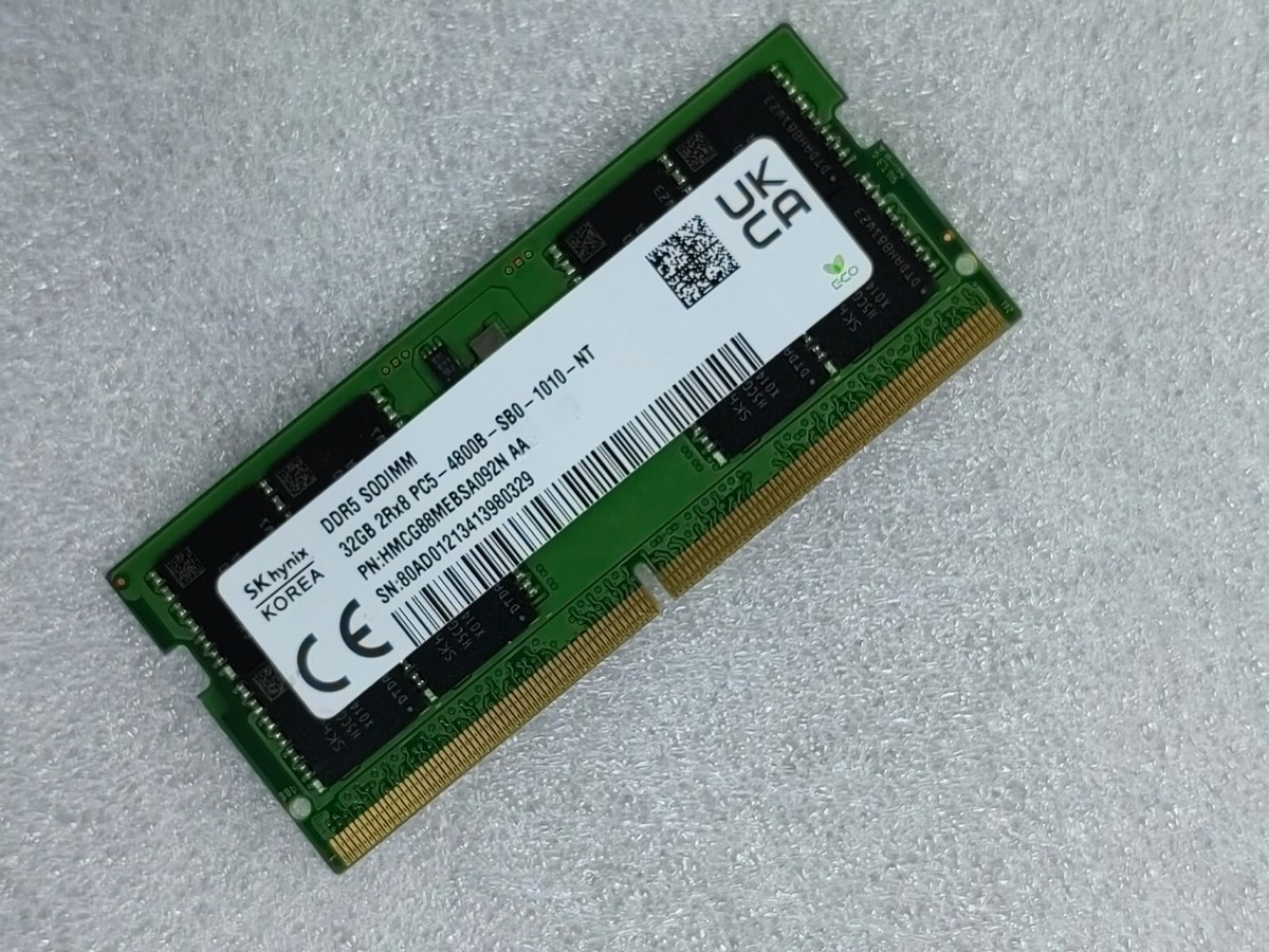 SK Hynix 32GB DDR5 4800 2Rx8 PC5-4800B HMCG88MEBSA092N 262pin