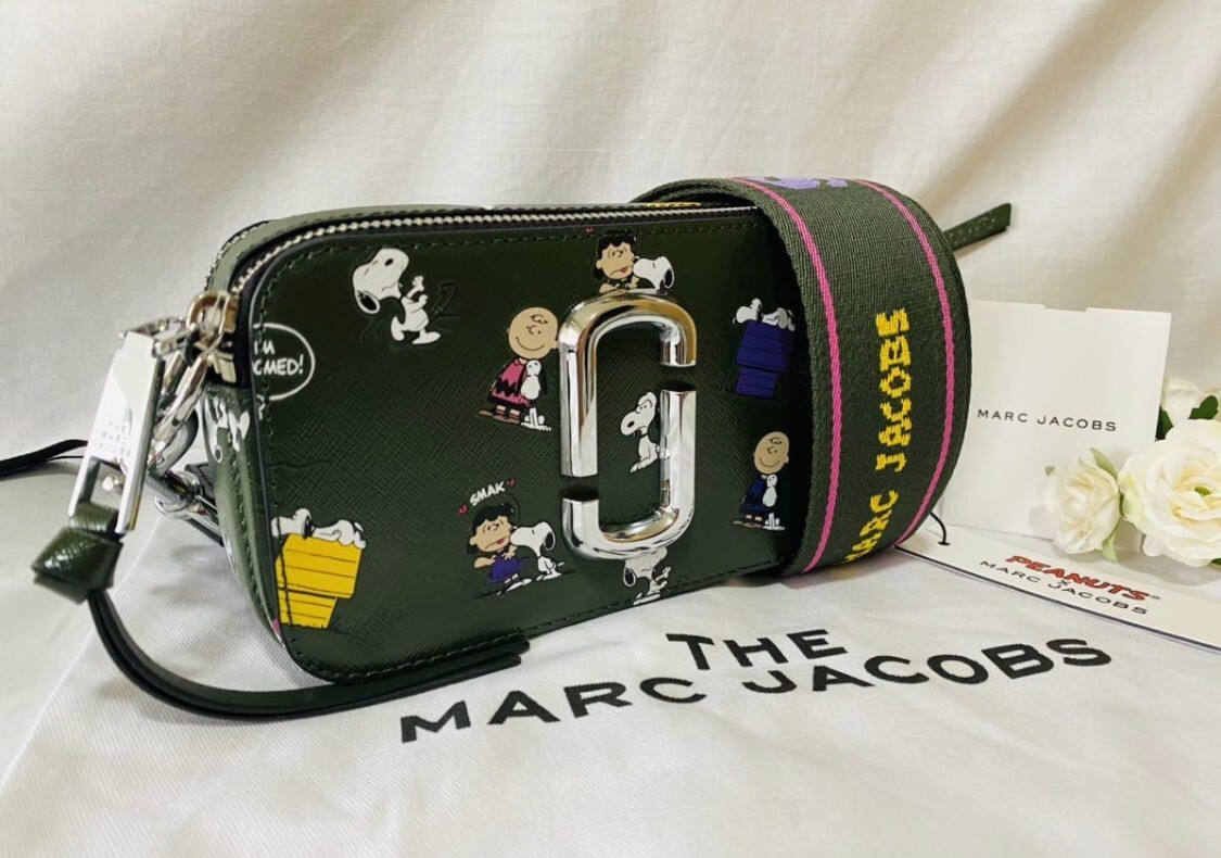 JP Marc Jacobs Peanuts Snoopy Collaboration DARK GREEN Crossbody