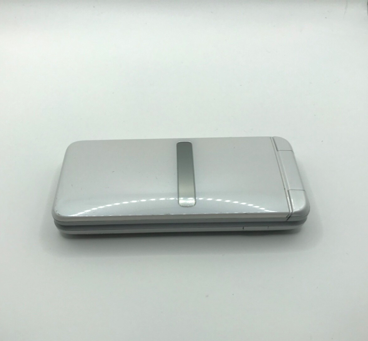 KYOCERA GRATINA 4G KYF39 Android Flip Phone Keitai White digno