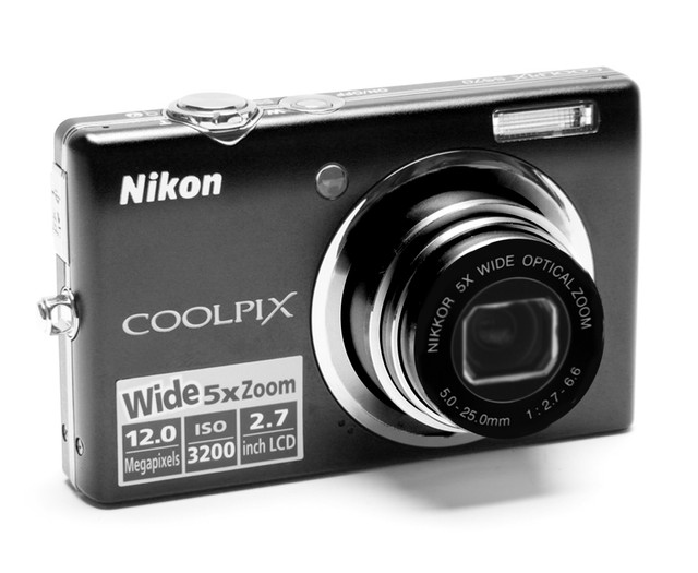 Nikon COOLPIX S570 12.0MP Digital Camera - Black for sale online