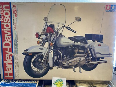 Tamiya 1/6 Scale Harley Davidson FLH1200 Police Type Plastic Model