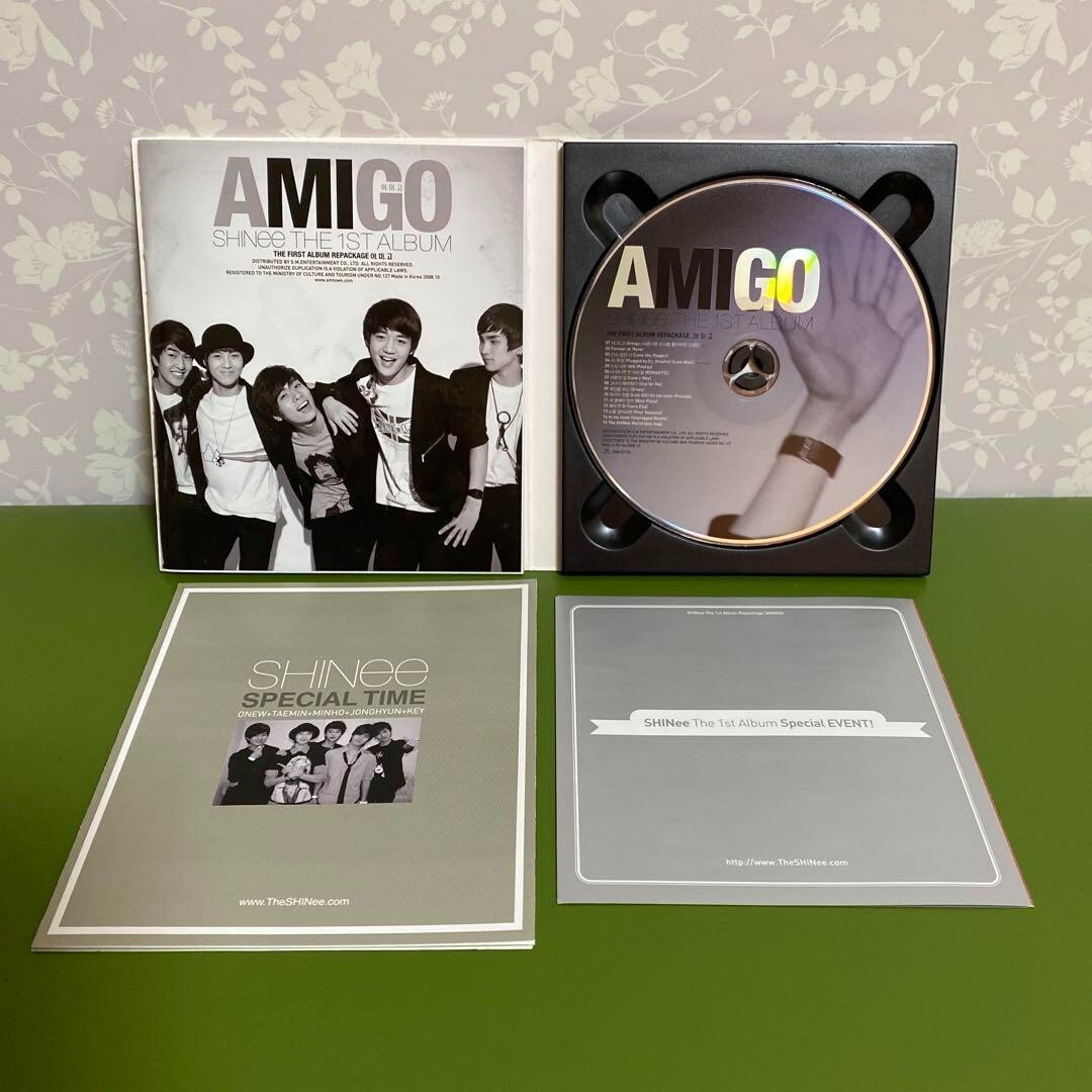 SHINee 1st Album REPACKAGED AMIGO CD Korean Version K pop