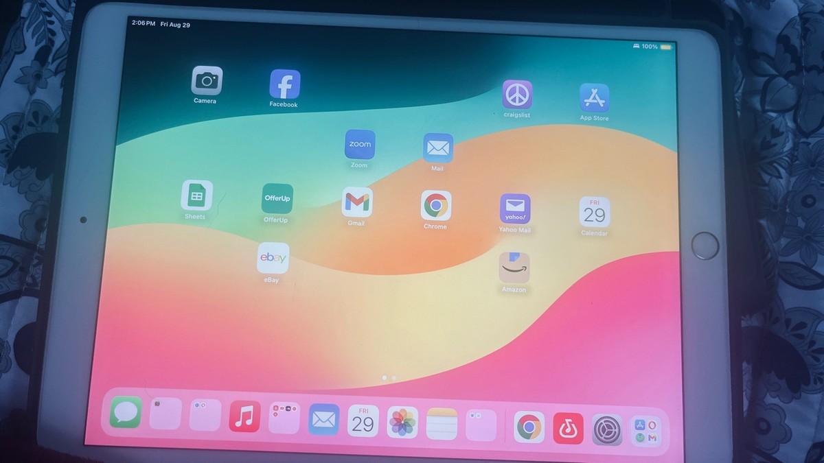 Apple iPad Air (3rd Generation) A2152 64 GB, Wi-Fi, 10.5 in