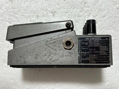 Boss RV-3 Digital Reverb Delay Guitar Effect Pedal Used from Japan