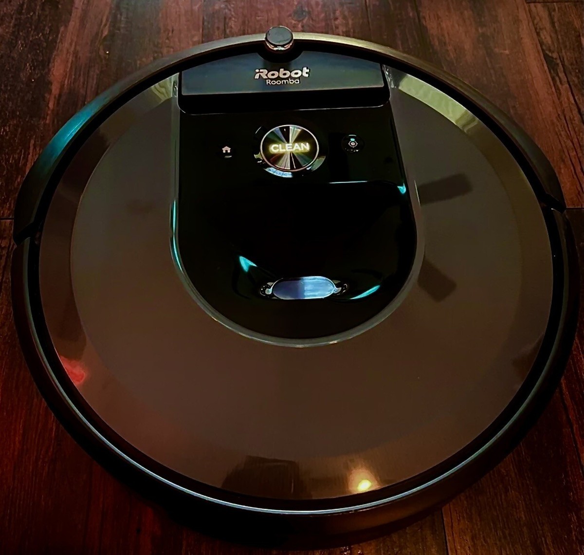 iRobot Roomba I7+Black Robotic Vaccum Cleaner | eBay