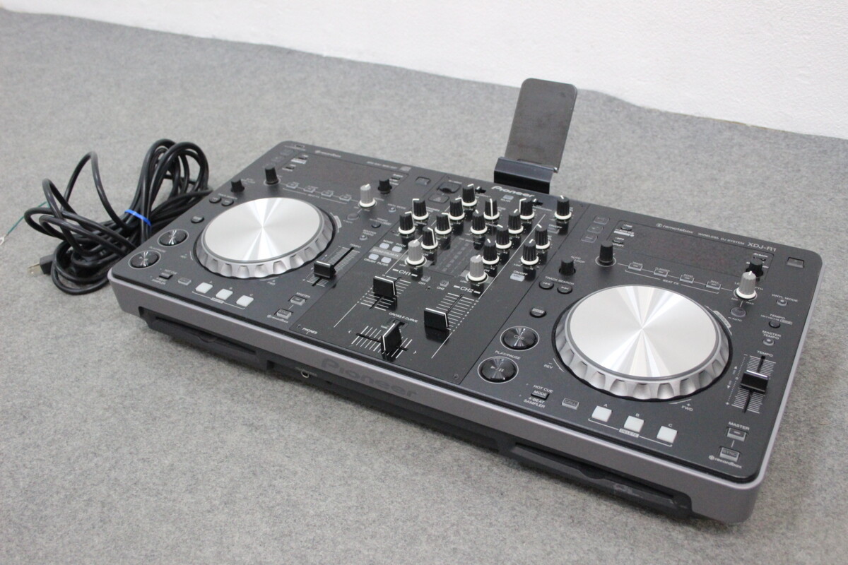Pioneer XDJ-R1 Wireless DJ system Controller Mixer Player Virtual