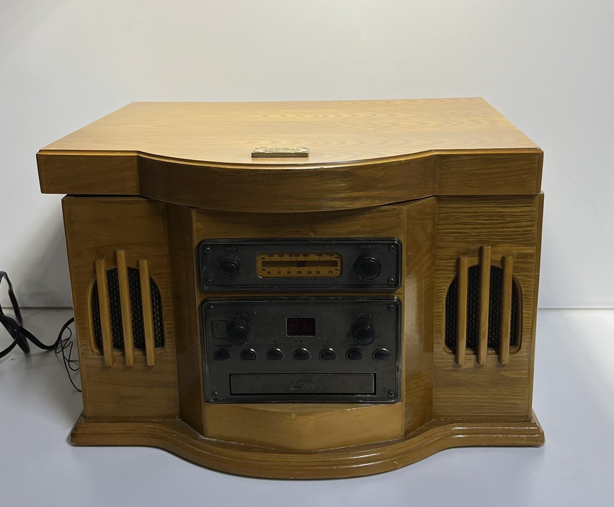 Spirit of St. Louis 3-Speed Turntable CD AM/FM Cassette Player