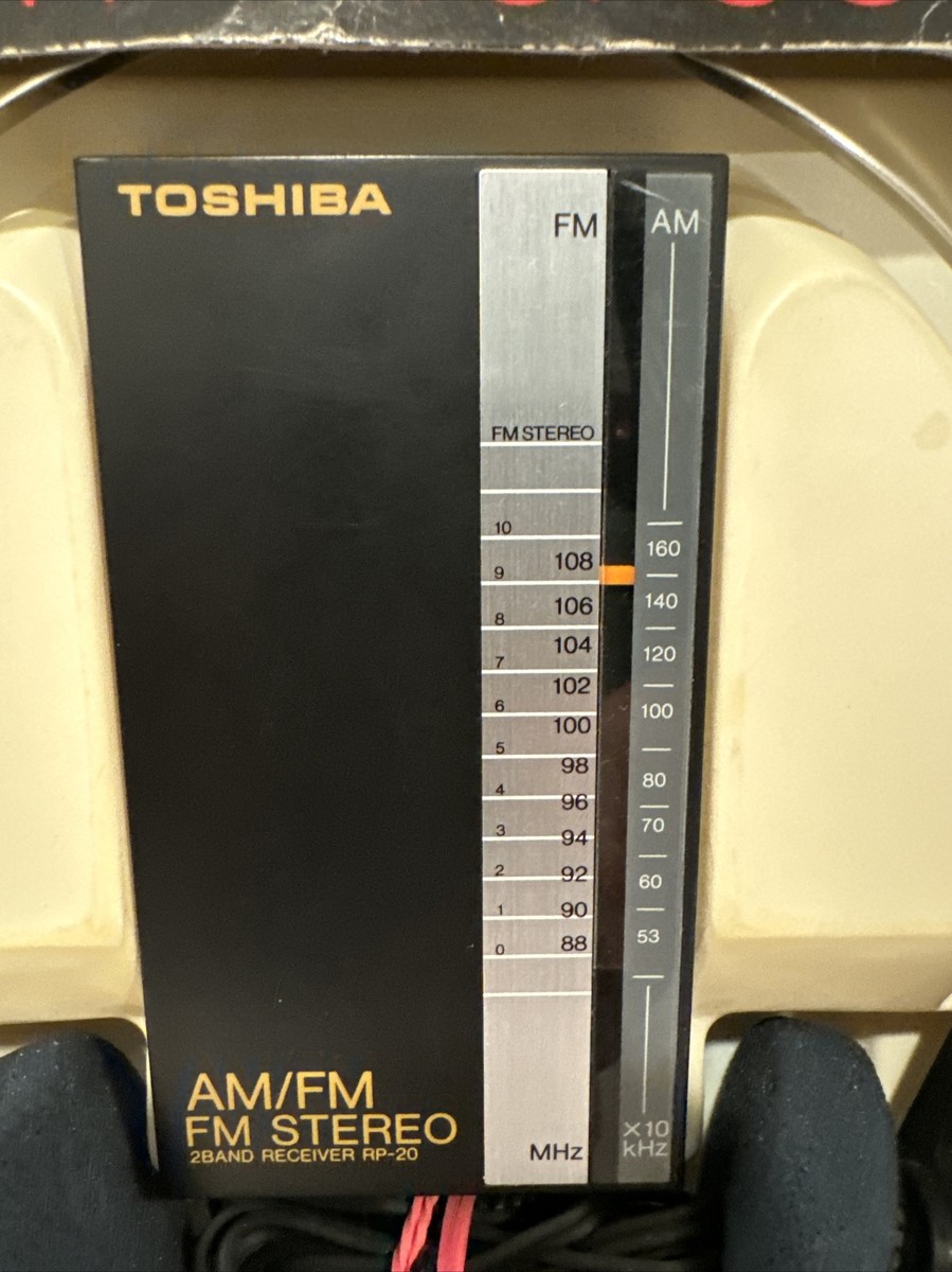Vintage Toshiba RP-20 AM/FM Stereo Portable Receiver Black Retro