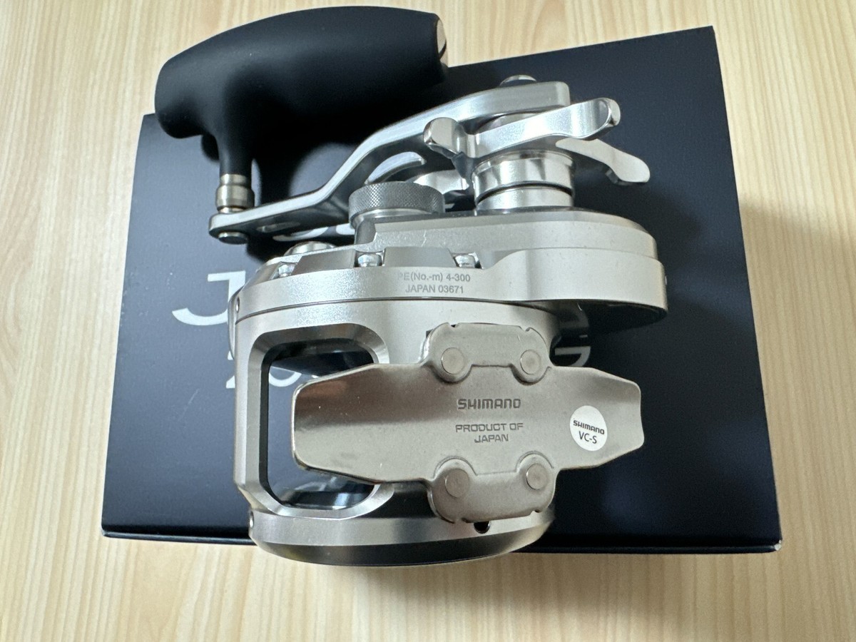 Baitcasting Reel 17 OCEA JIGGER 2000-NR-HG Right 6.2:1 Fishing IN