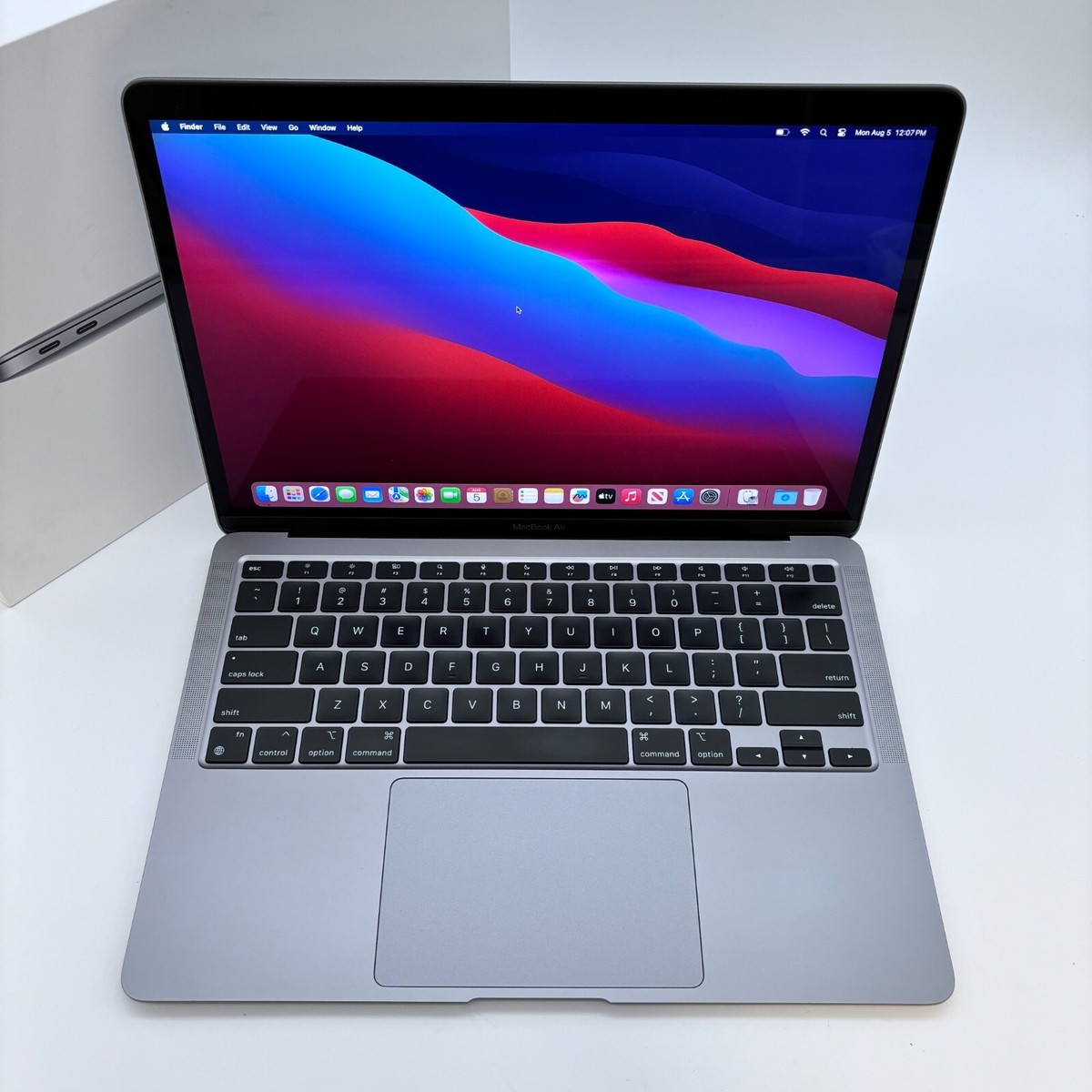 MacBook Pro 13インチ 8GBメモリ 256GB SSD A2338 【公式通販】