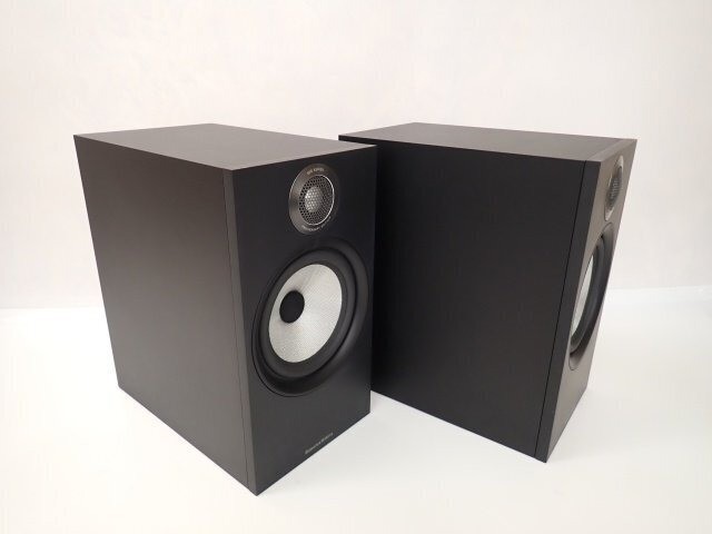 Bowers & Wilkins 606 S2 Anniversary Edition Bookshelf Speakers