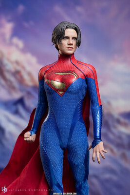 🔥 Hot Toys The Flash Supergirl Collection 1/6 Action Figure 12