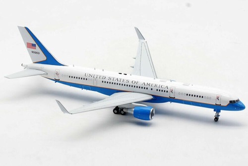 InFlight 1/200 IFC32USA01, U.S.A.F. Boeing C-32A “Air Force One