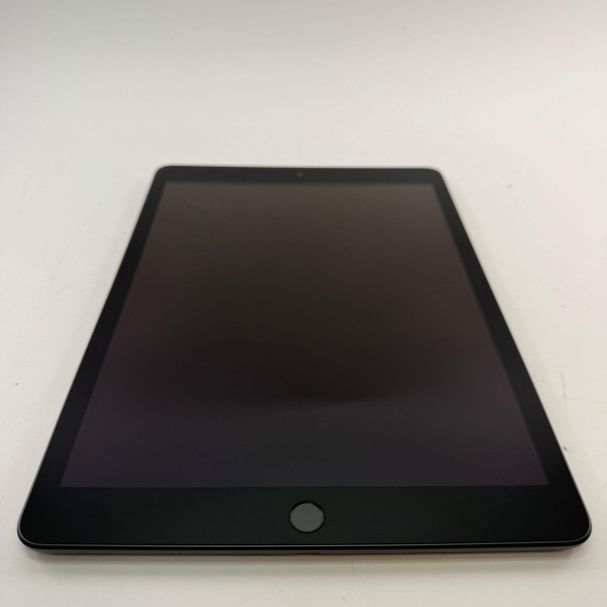 WiFi Only Apple iPad 9th Gen 64GB 18.6.2 Space gray MK2K3LL/A | eBay