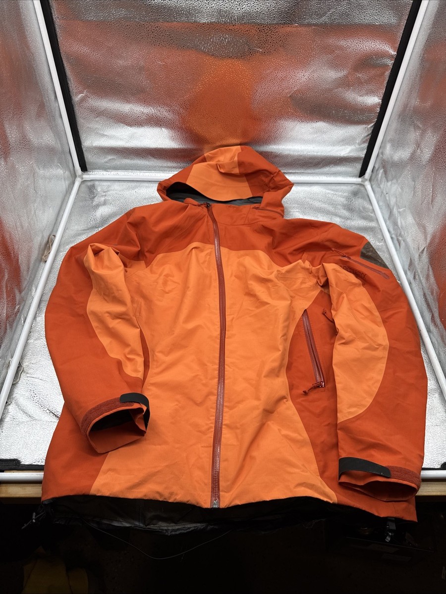 Vintage SideWinder ARCTERYX Gore-Tex Pro Shell Recco Jacket