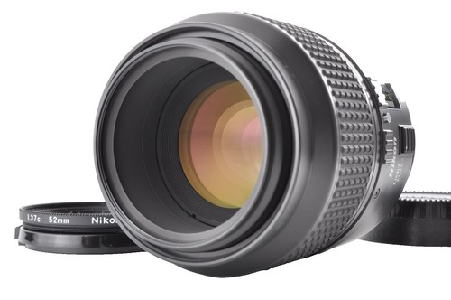 Nikon Ai AF MICRO NIKKOR 105mm F2.8D Lens w/Front and rear caps