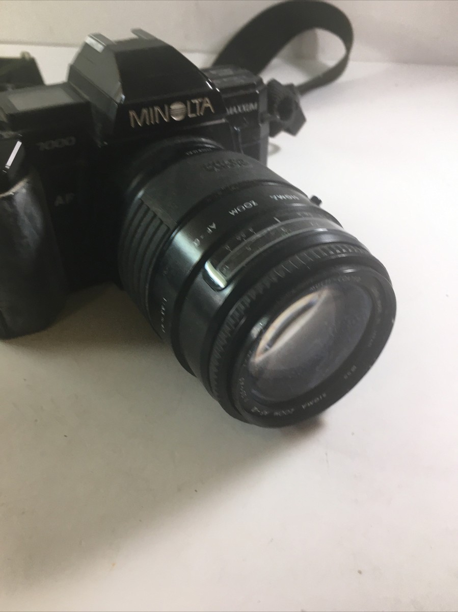 Minolta Maxxum 7000 35mm Film Camera w/ Sigma auto focus 35-135mm