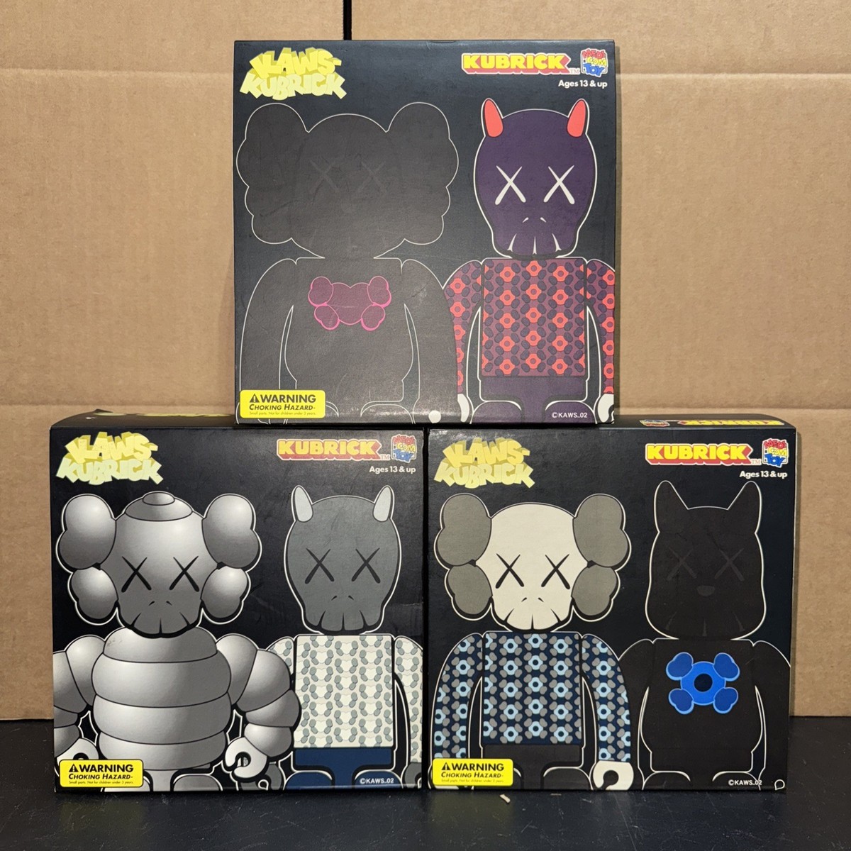 Kaws: Kubrick Bus Stop Art Figure Set Vol. 1-3 Medicom be@rbrick