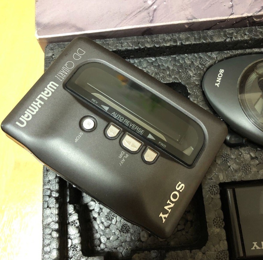 SONY WALKMAN WM-DD9 NEW OLD STOCK DD Quartz Servo Portable Black