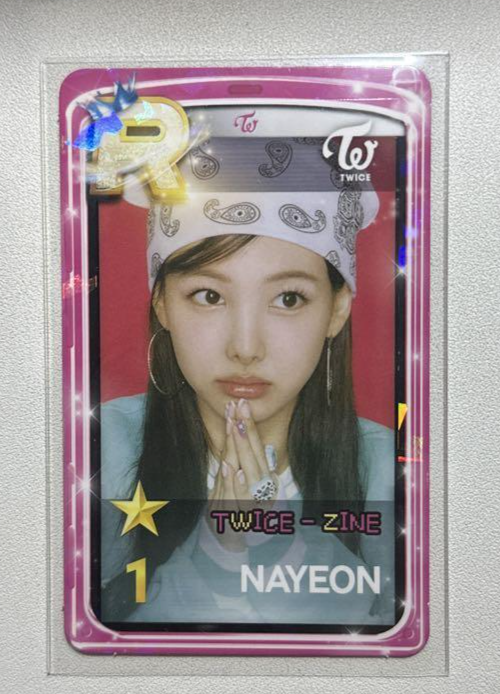 TWICE TWICE ZINE SSJYP SUPERSTAR IN TOKYO AKIHABARA JYPNATION