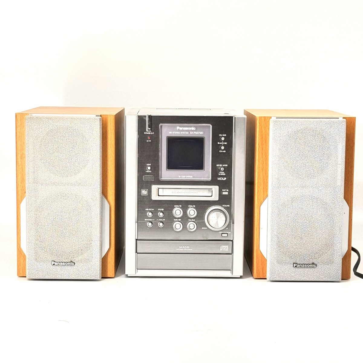 Panasonic SC-PM37MD Junk CD/MD AM/FM Stereo System with Speakers