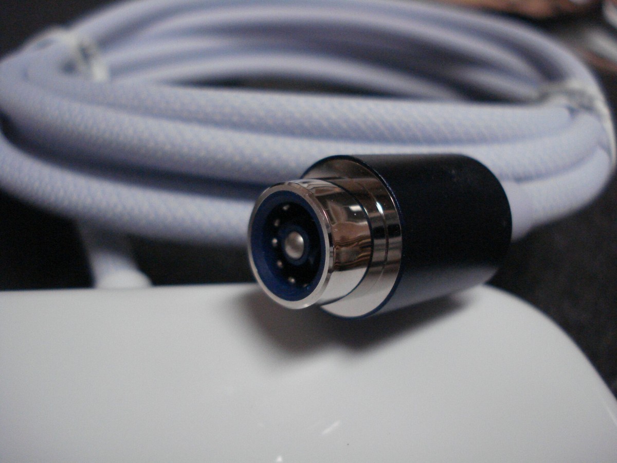 NEW Genuine Apple iMac 24