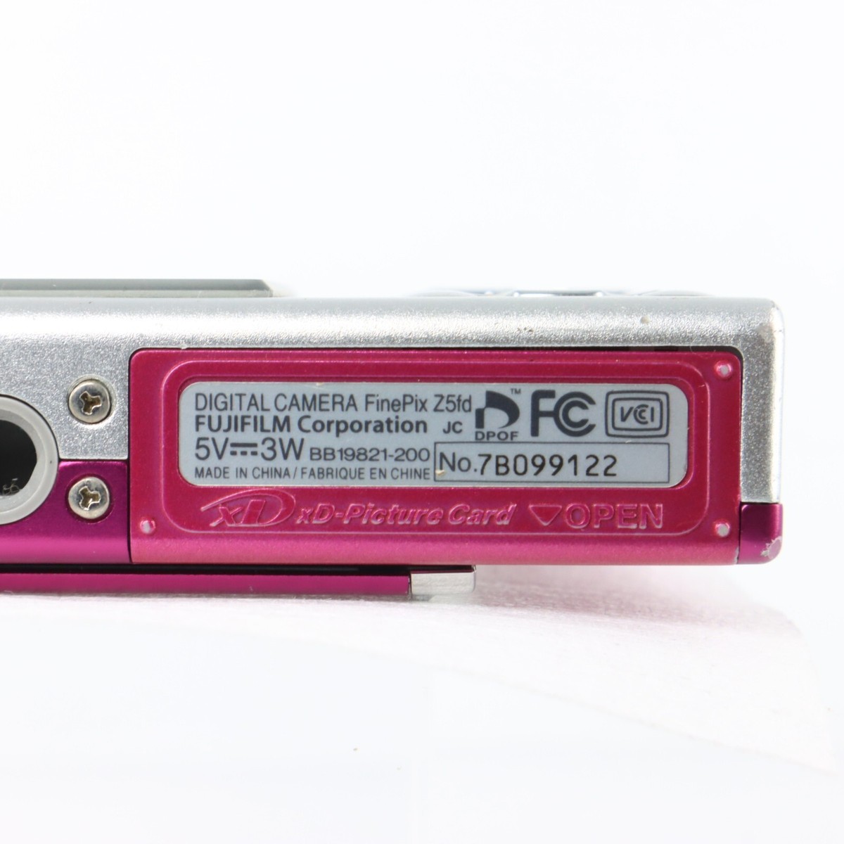 Excellent] Fujifilm FinePix Z5fd Pink 6.3MP Digital Camera From