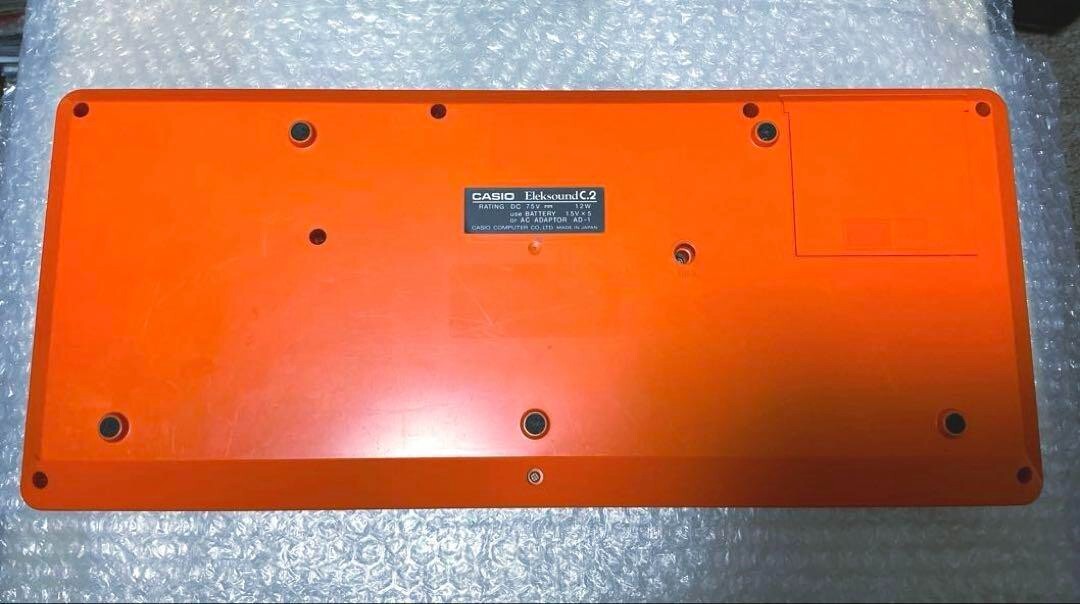 Casio MT-11 Orange Vintage Mini Synthesizer Japan Rare 1980s