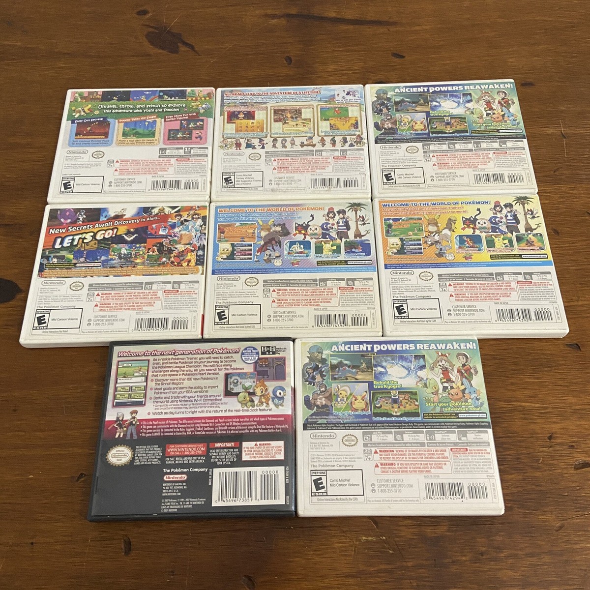 Lot of 8 Original Nintendo DS and 3DS Box and manual only