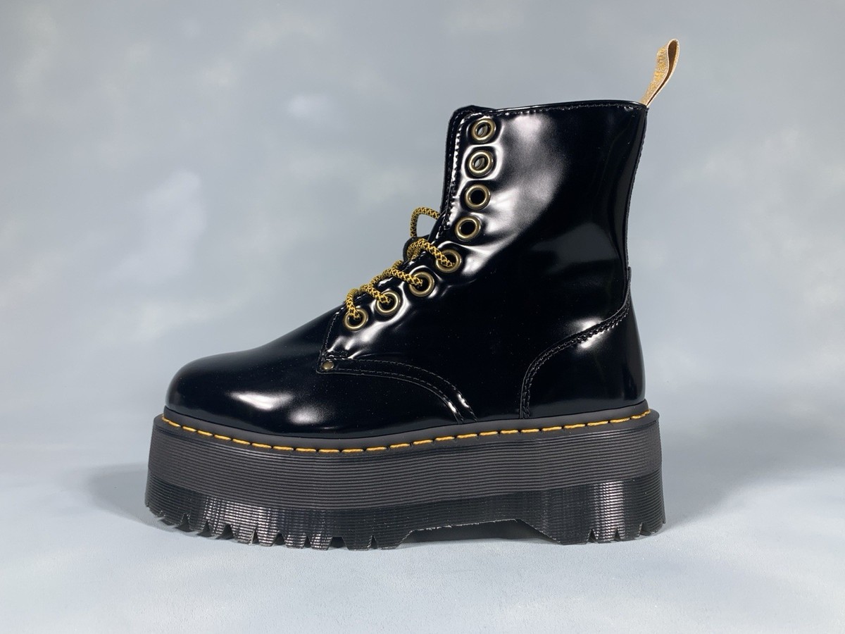Dr. Martens Vegan Jadon Max Boot Platforms Side Zip Size 7 Women