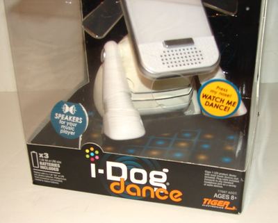 I-DOG DANCE White Hasbro Sega Toys 2008 ROBOT DOG SPEAKERS Lights