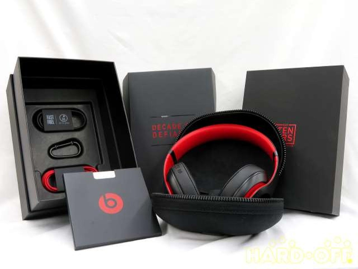 Beats by Dre Studio3 Wireless Headphones - EST08 Limited Edition