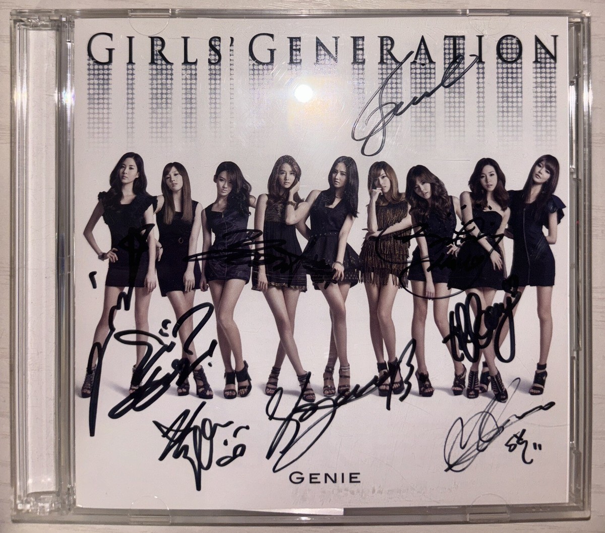 SNSD [GENIE] Japan Autographed Signed CD Album UNIQUE Girls