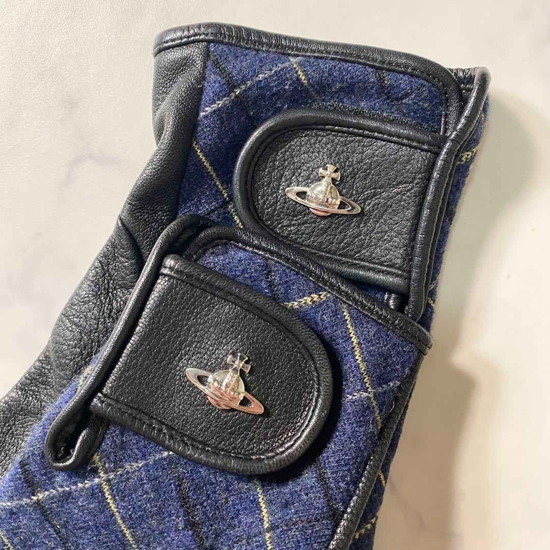 Vivienne Westwood Orb Check Gloves In Leather & Wool Blue In