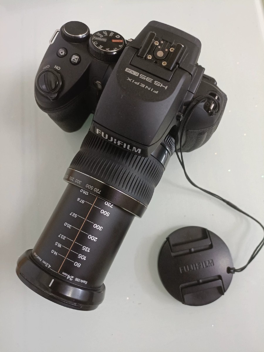 Fujifilm FinePix HS35 Exr Digital Camera - With Charger/Battery/sd