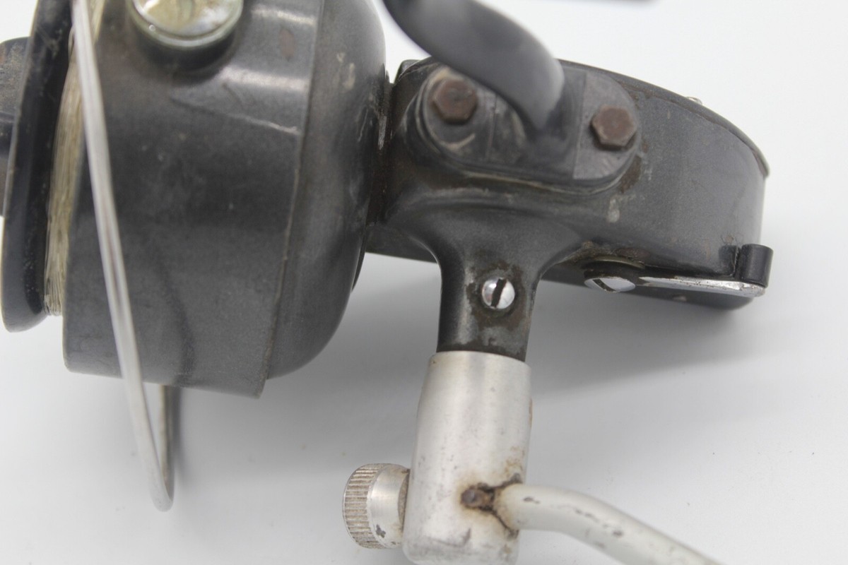 Vintage Shakespeare Sea Wonder #2090 Model FB Spinning Reel Made