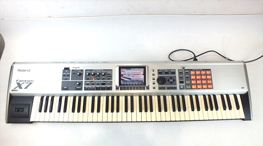 Roland Fantom-X7 76-Keys Digital Keyboard Synthesizer Music