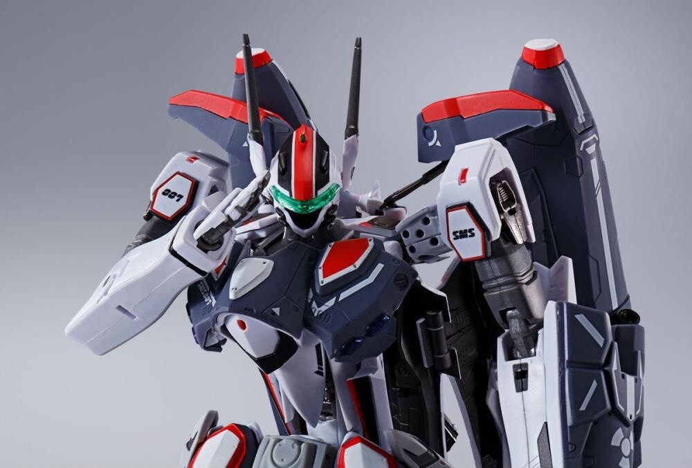 BAS64966: DX Chogokin Macross Frontier VF-25F Super Messiah