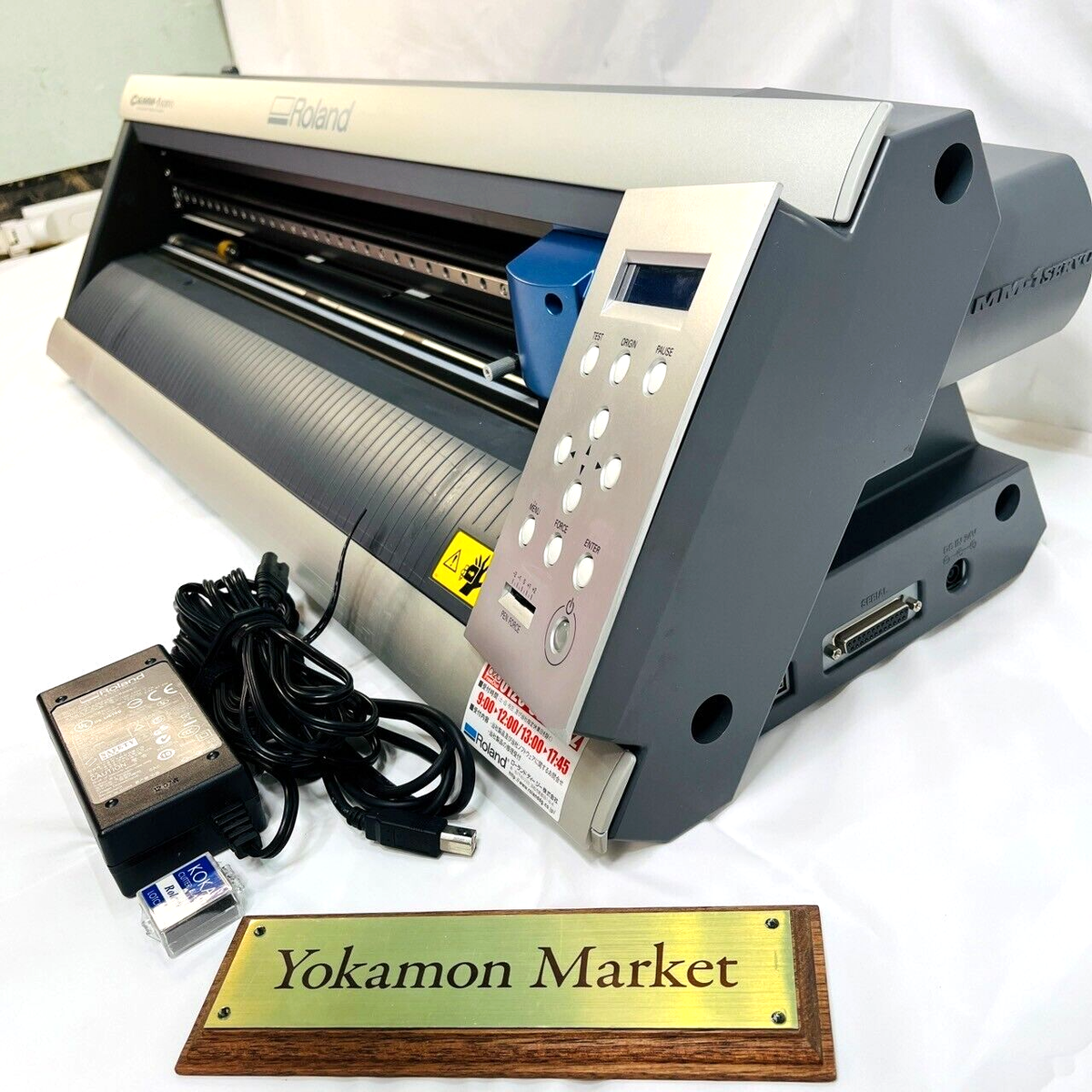 Roland CAMM-1 SERVO GX-24 cutting machine with power cord AC100V