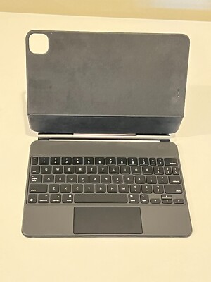 Apple Magic Keyboard iPad Pro 11