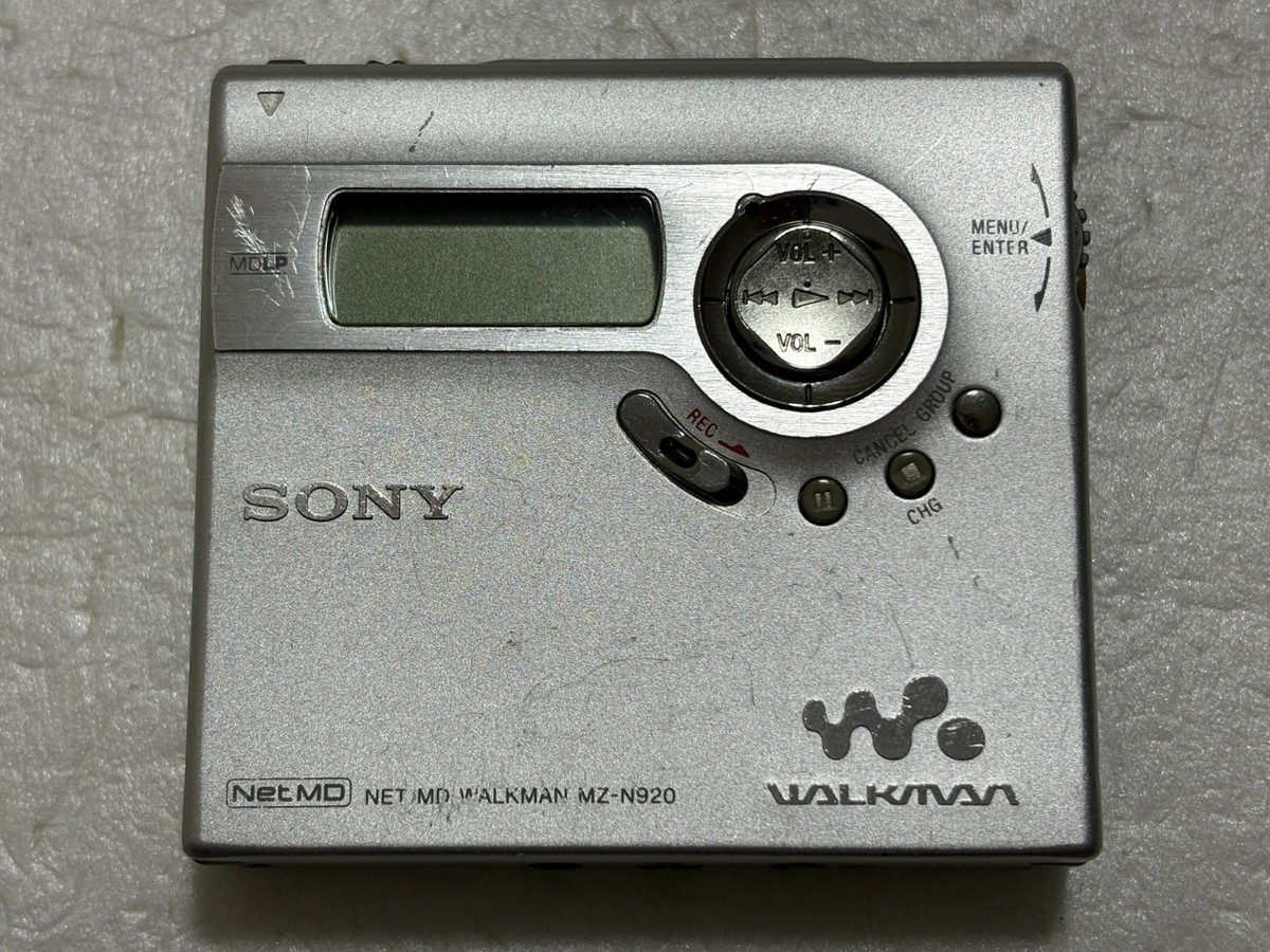 Sony MZ-N920 Silver Net MD Walkman Portable Minidisc Player