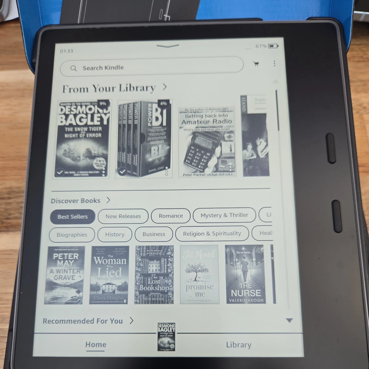 Amazon Kindle Oasis (9th Generation) 7 in - 8.9 in Screen eBook