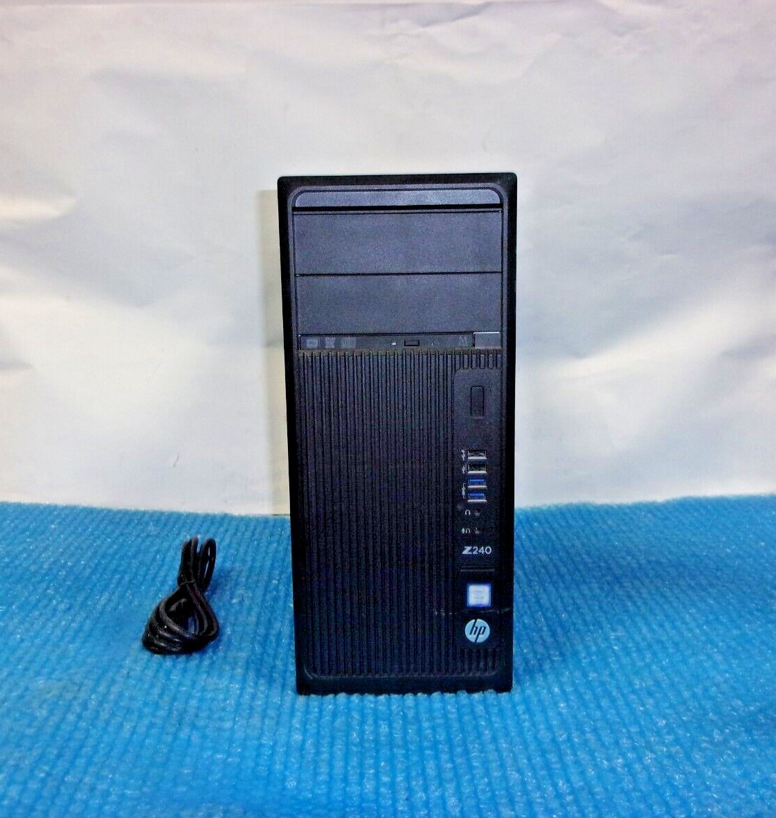 HP Z240 Tower Workstation Xeon E3-1225 v5 @ 3.30GHz 16GB RAM 1TB