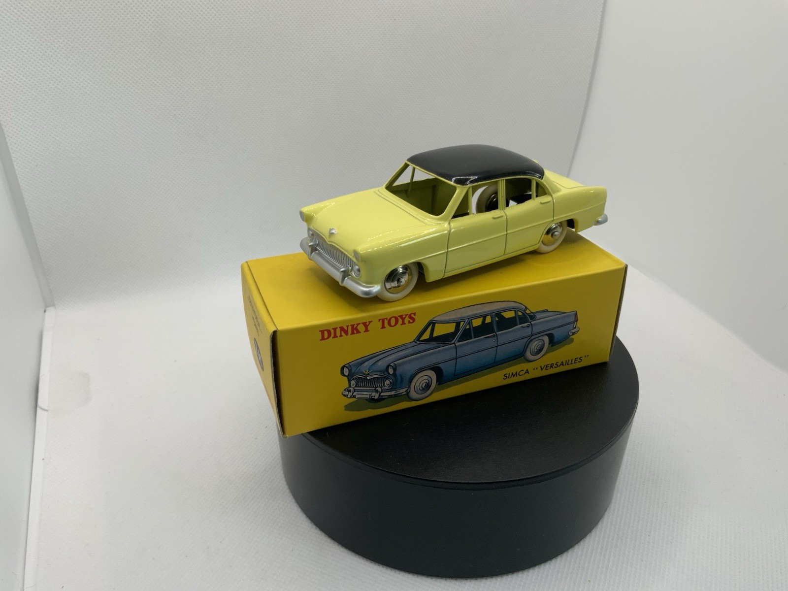 Dinky 24Z, Simca Versailles - Free Price Guide & Review