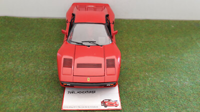 FERRARI GTO 1984 rouge au 1/18 BURAGO AMELIOREE voiture miniature