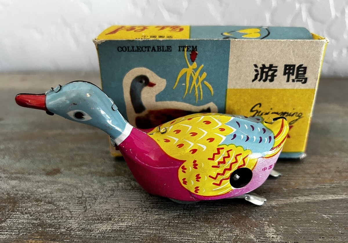 Vintage Japan Metal Tin Wind Up Swimming Duck Toy Clockwork MS 042