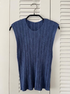 ISSEY MIYAKE Pleats Please Sleeveless Top Indigo Blue Size 3 from