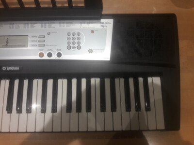 Yamaha PSR-E203 Portable 61 Key Electronic Keyboard | eBay
