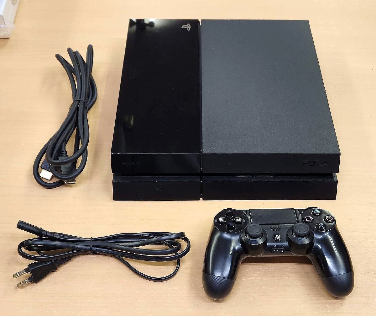 Sony PlayStation 4 PS4 Jet Black Original 500GB Console