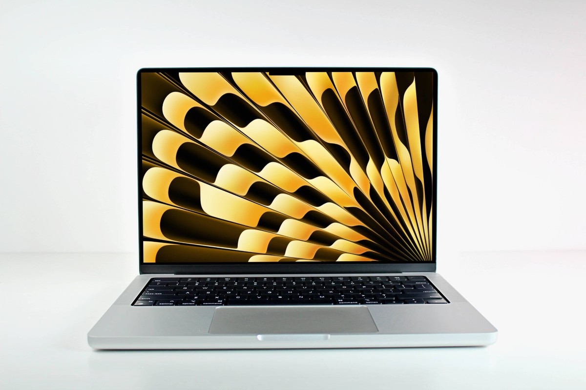 Apple MacBook Pro 2021 M1 Pro & M1 Max 14